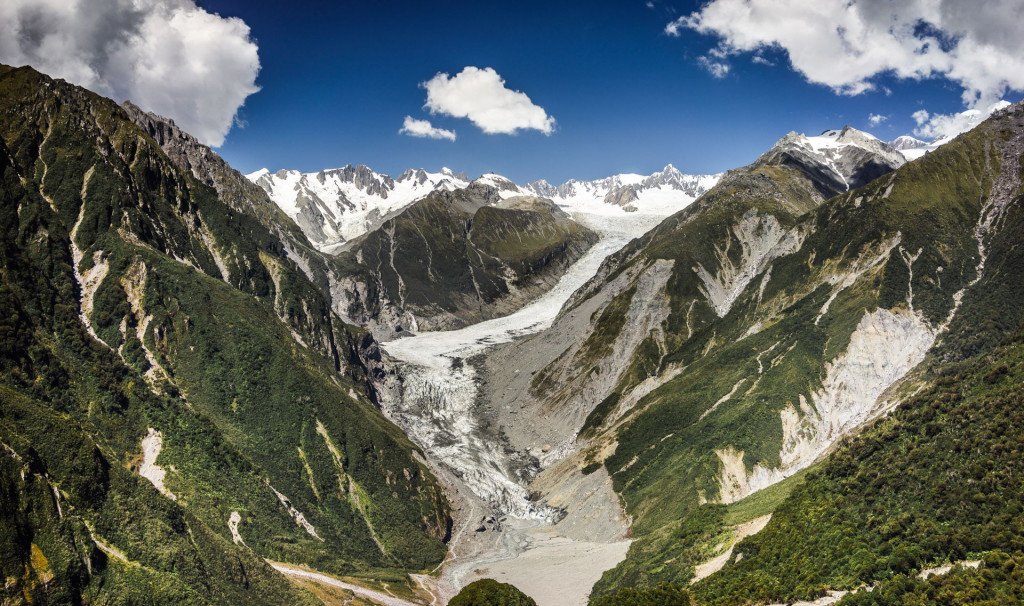 RT <a href="/WanderlustersUK/">Wanderlust Charli</a>: Outfoxing New Zealand’s Fox Glacier wlst.us/Ky #wluk #ttot