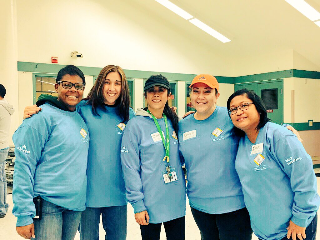 EdgarPacheco460's tweet photo. Union City!! Please help a school in our community!!! Please retweet and use these hashtags!! ✊🏾✊🏾 #KPCares28 #MLKDay #KPCares27 #MLKDay https://t.co/e5obsWCYhv