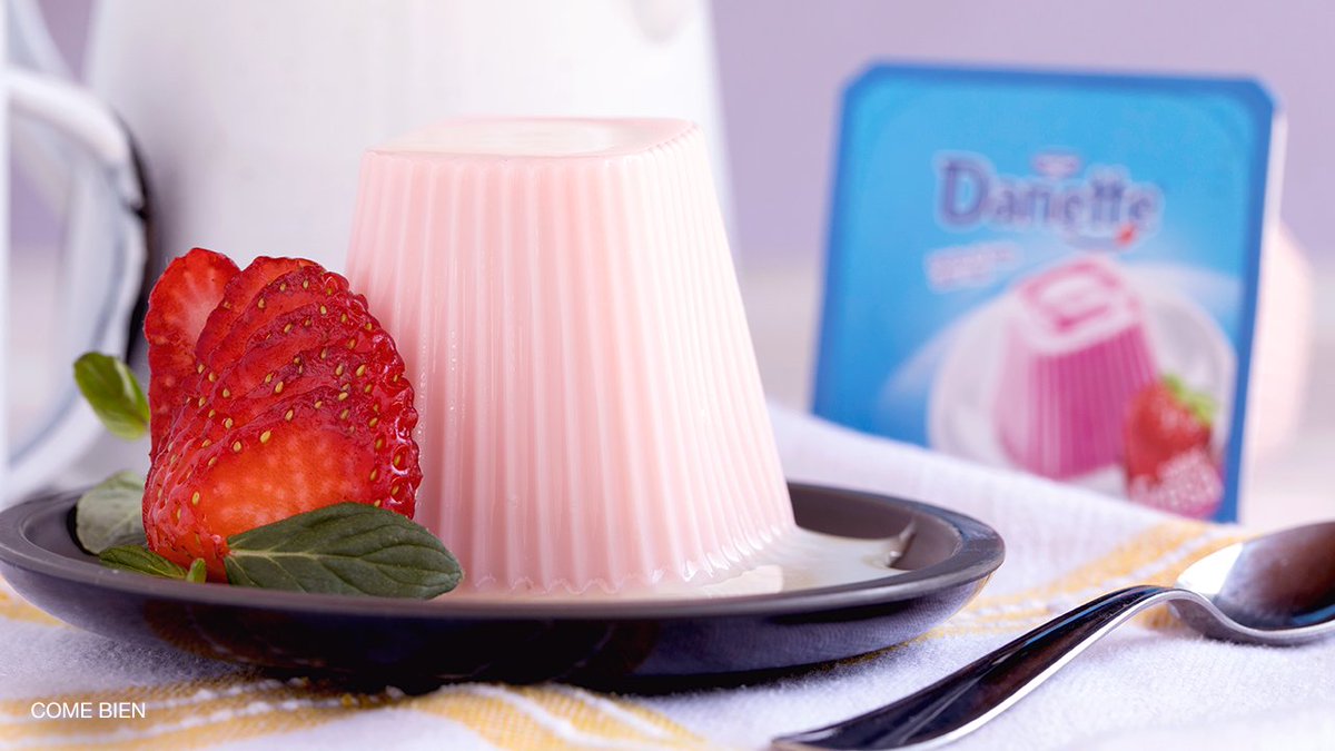 DanetteMx's tweet photo. El día comienza después de saborear tu #gelatinadeleche Danette. #MiMomento 🍓😋 https://t.co/rlsyLhgd4w
