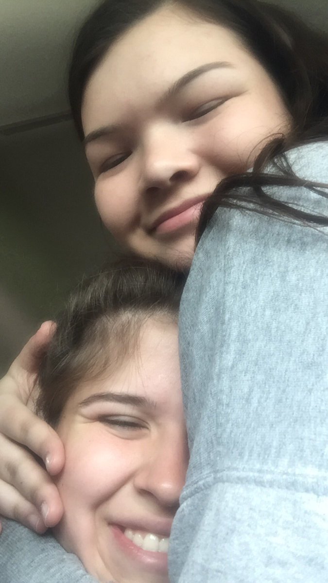 EmilyBarnard13's tweet photo. HAPPY B-DAY KG!! The world was blessed 17 years ago with your crazy self❣️ILY https://t.co/ekRfISoWzJ