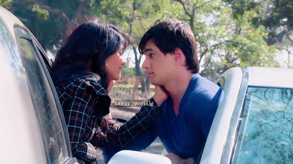 _pallaa_'s tweet photo. Tujme Rab Dikhta Hai Yaara meh kya Karuuu ! โค
This Scene๐ #NeverSeenB4
#KairaForever๐
P.C - @samiee_ps
@momo_mohsin ๐๐๐ @shivangijoshi10 https://t.co/6s0rXEAXjc