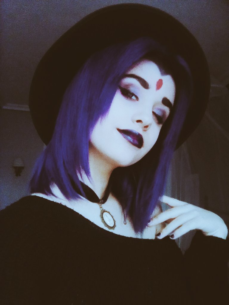 elifeyson's tweet photo. Hace tiempo hice el meikas de Raven, pero solo puedo enseñaros las fotos del móvil x ahora pq estoy sin pc 💫💦 https://t.co/chWE3lRYx2