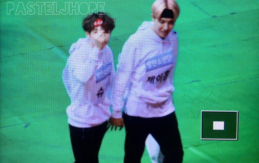 YOONSEOK HOLDNG HANDS