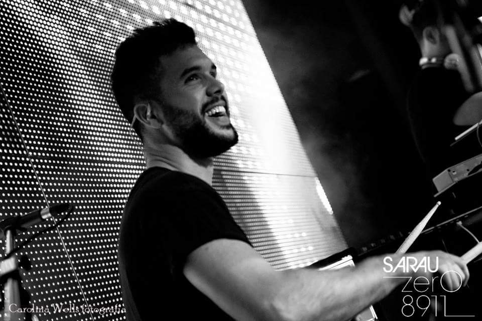 Aaron #batería #drums #drummer #music #musiclover
#TheTutsies #band #barcelona