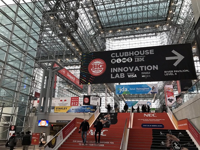#NRF17 Coup de coeur à l'Innovation Lab pour #SizeRight <a href="/wearSOLS/">SOLS</a>, scan du pied via smartphone et #MachineLearning : -30% de taux de retour!