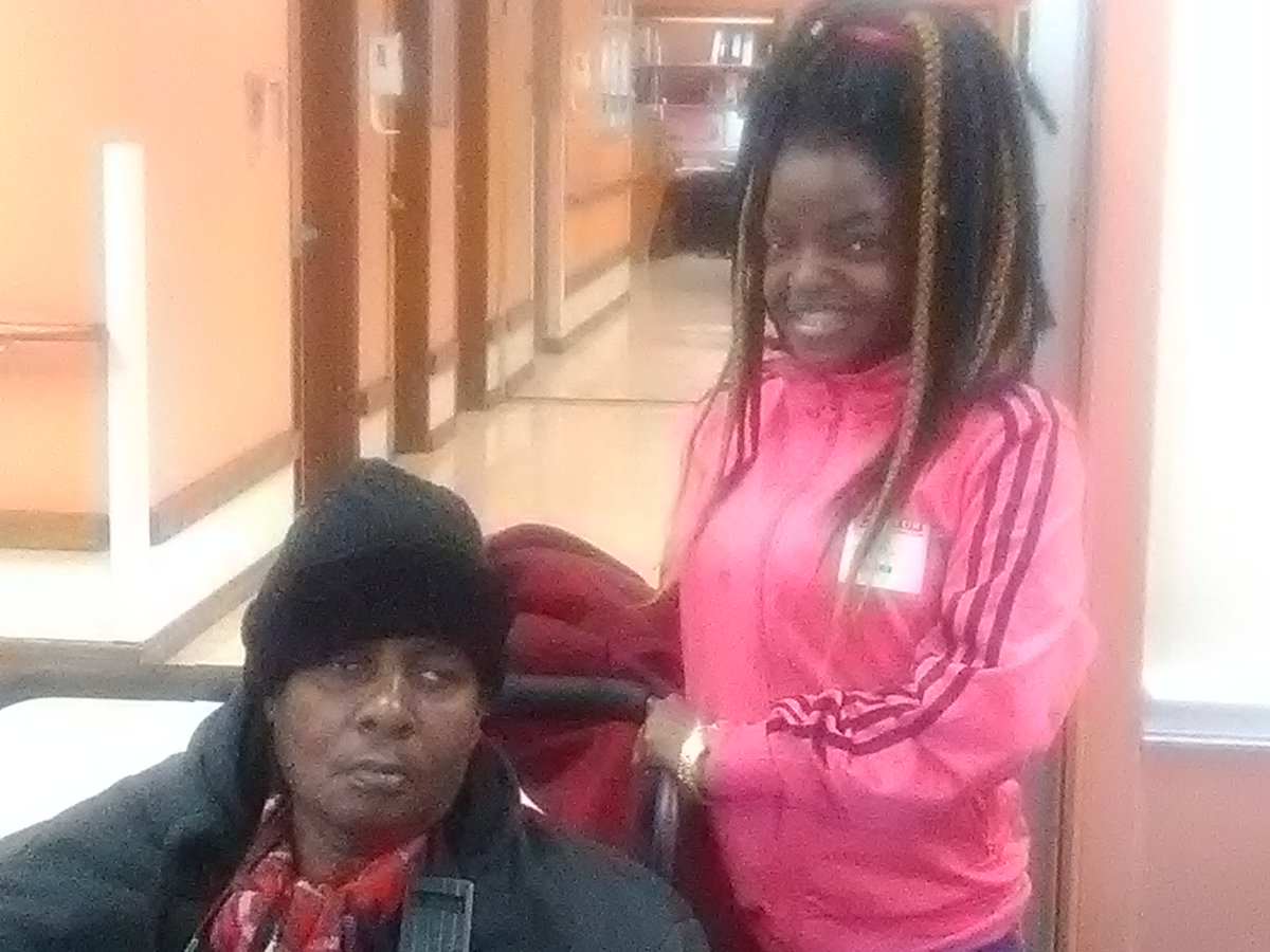 vmtltc's tweet photo. Intergenerational CONNECTION! Thank you @CollegeBoundInc for their phenomenal service! The residents enjoyed being interviewed! #MLKDAY https://t.co/yJvNcoz7BA