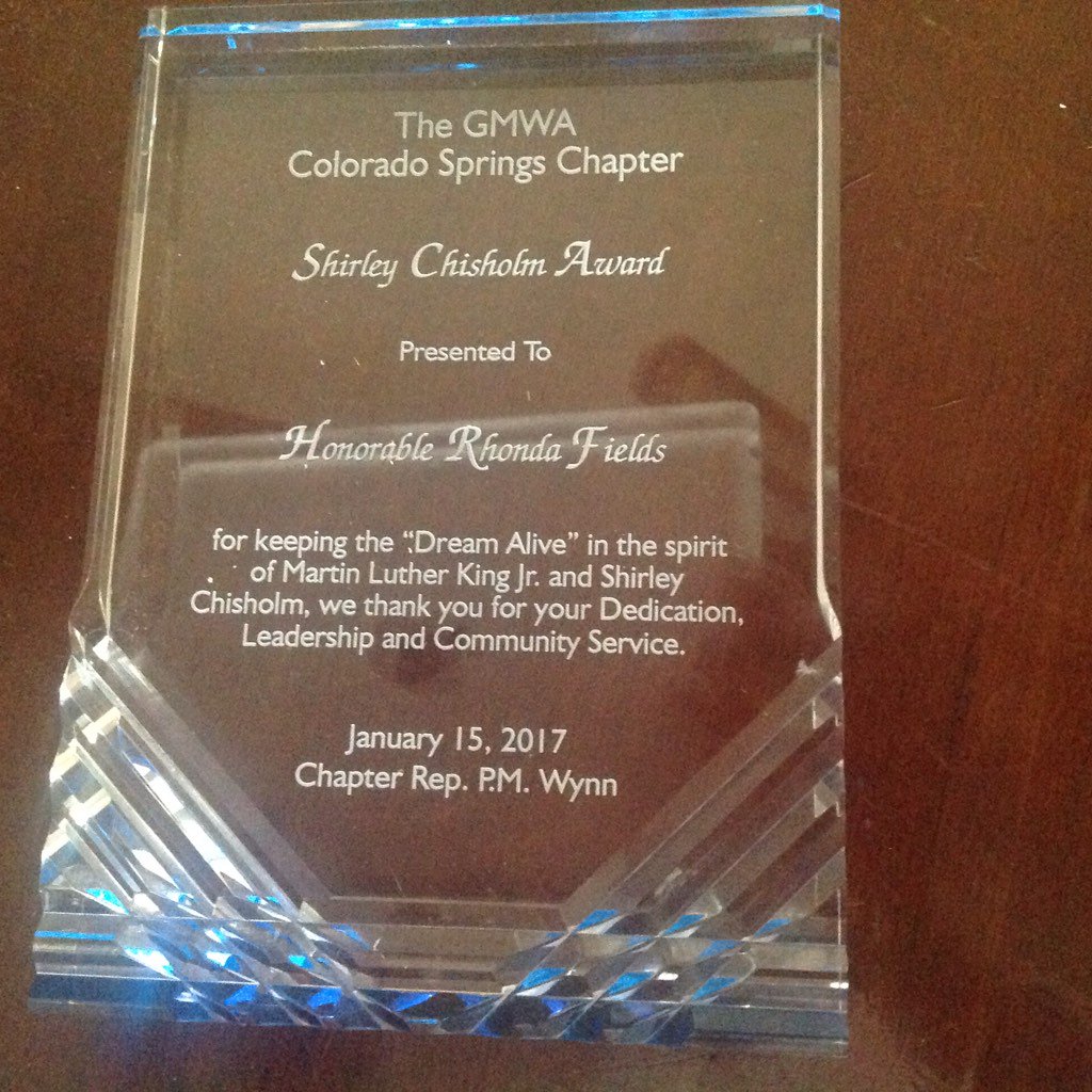 SenRhondaFields's tweet photo. Thank you GMWA Colorado Springs Chapter for the Shirley Chisholm award for leadership and community service. #honred https://t.co/BFaPBTtzOd