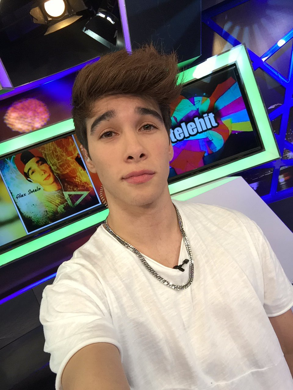Alex Sotelo♛ on Twitter "Ya estamos listos EnMiPlaylistNoPuedeFaltar