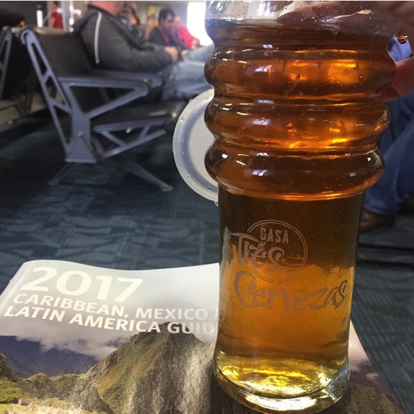glassisback's tweet image. Seen at the Atlanta airport. #casatrescervezas #sanmigueldeallende #bottlesupglass  @CasaTresCervez