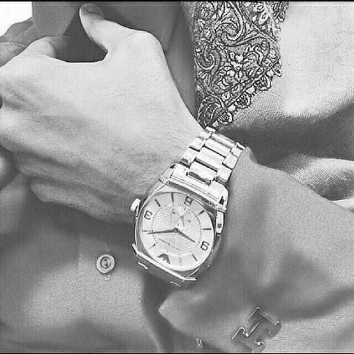 _RH_27's tweet photo. ✿♩

آلوقت مَن دون حسّگ ول��آ شيء
گـنّ الدقآيق ما تدآنِي بعضٰها . https://t.co/dxbMDowFA4