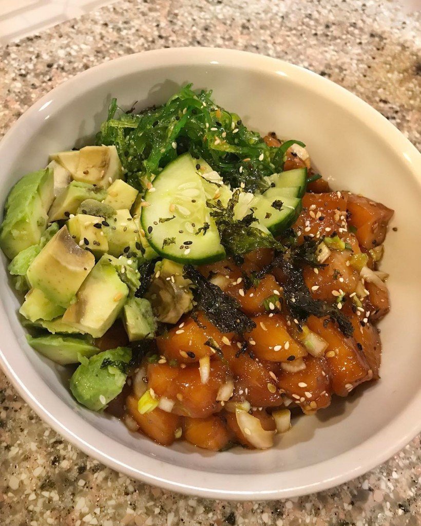 imlucyliu's tweet photo. Poké 🍣🍴
*
Grab some sashimi grade fish from your local grocery store and give this a go 🎉
… https://t.co/kNGOYAvYLZ https://t.co/CDJDXyMbTq
