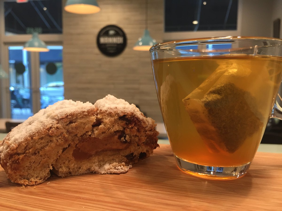 NanndiHomemade's tweet photo. Our Stollen Bread is back!! An amazing pastry for your coffee breaks or to pair with our fabulous organic tea! #nanndihomemade #stollenbread https://t.co/5IyN2qaXNt