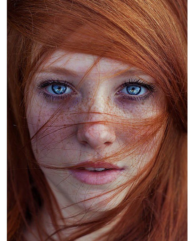 GingerLuv3's tweet photo. Stunning Beauty!! #Love #freckels #Gingers #BeYourOwn https://t.co/hvFwzSba8O