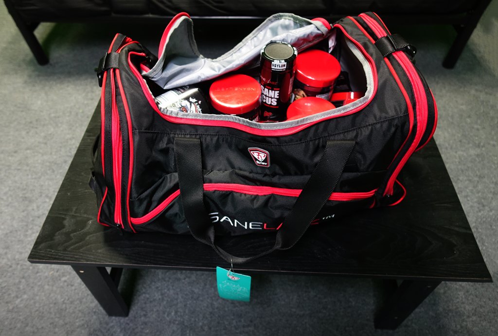 INSANE #Giveaway! 1 Custom #Fitmark bag LOADED w/ $500+ in product, chose at 500 RT's &amp; likes.
- Follow us
- RT &amp; ❤the post.
- Tag 3 Friends