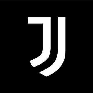 DonnaUty's tweet photo. Benventi alla new era!!!
#2beJuventus
#FinoAllaFineForzaJuventus
#Ajeep https://t.co/WIi3VHreFI