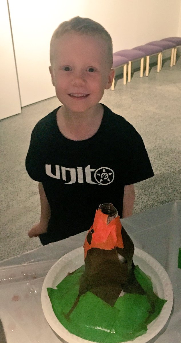mattrix2000's tweet photo. It's a #STEMholiday making volcanos at @ORMuseum today! ๐ https://t.co/44EoKjqOmH