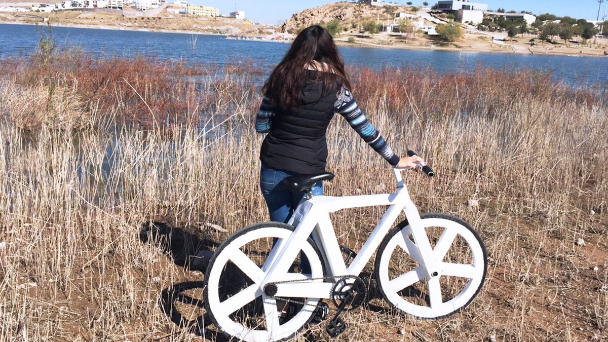 evanvar's tweet image. Pre-Order: Urban GC1 by @wearegreencode gdfl.co/2iJJMMW Now that's what a green bike should be like! #gogreen #bikelife 🚴