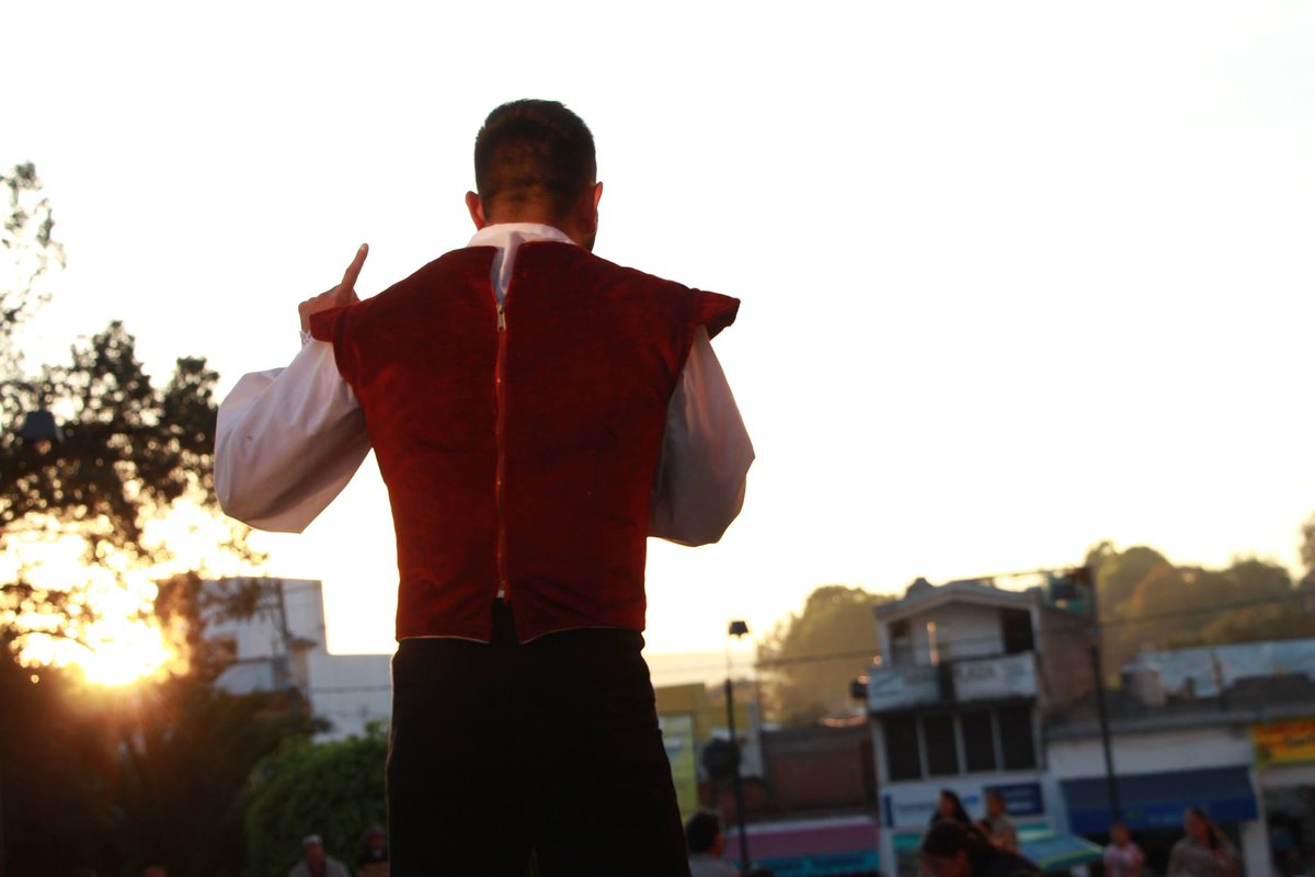 ViIIaGuerrero's tweet photo. 📷 #Fotogalería "Los Habladores de Cervantes". Seguiremos promoviendo eventos culturales para nuestras familias,
https://t.co/sRIvL6Eoad https://t.co/c3x7GzFDJ1