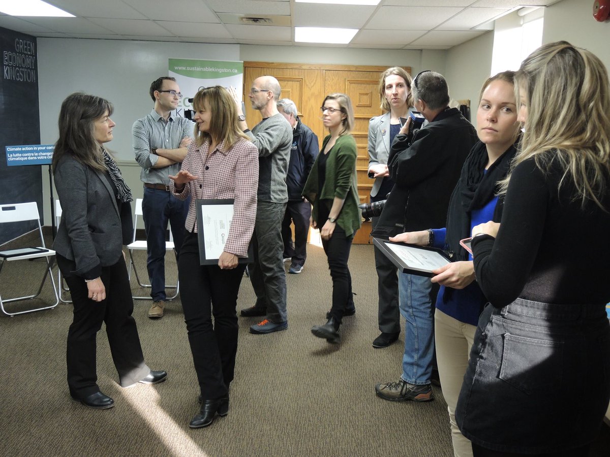 SophieKiwala's tweet photo. #ygk orgs-phenomenal leadership on Ontario's Climate Change Action plan w/resources guidance &amp;coaching from industry expert @SustainableKtwn https://t.co/5qGY8PJncO