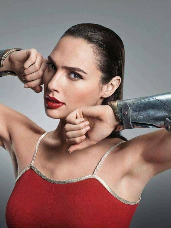 Wonder Woman' Actress Gal Gadot Is Nervous to Host 'SNL