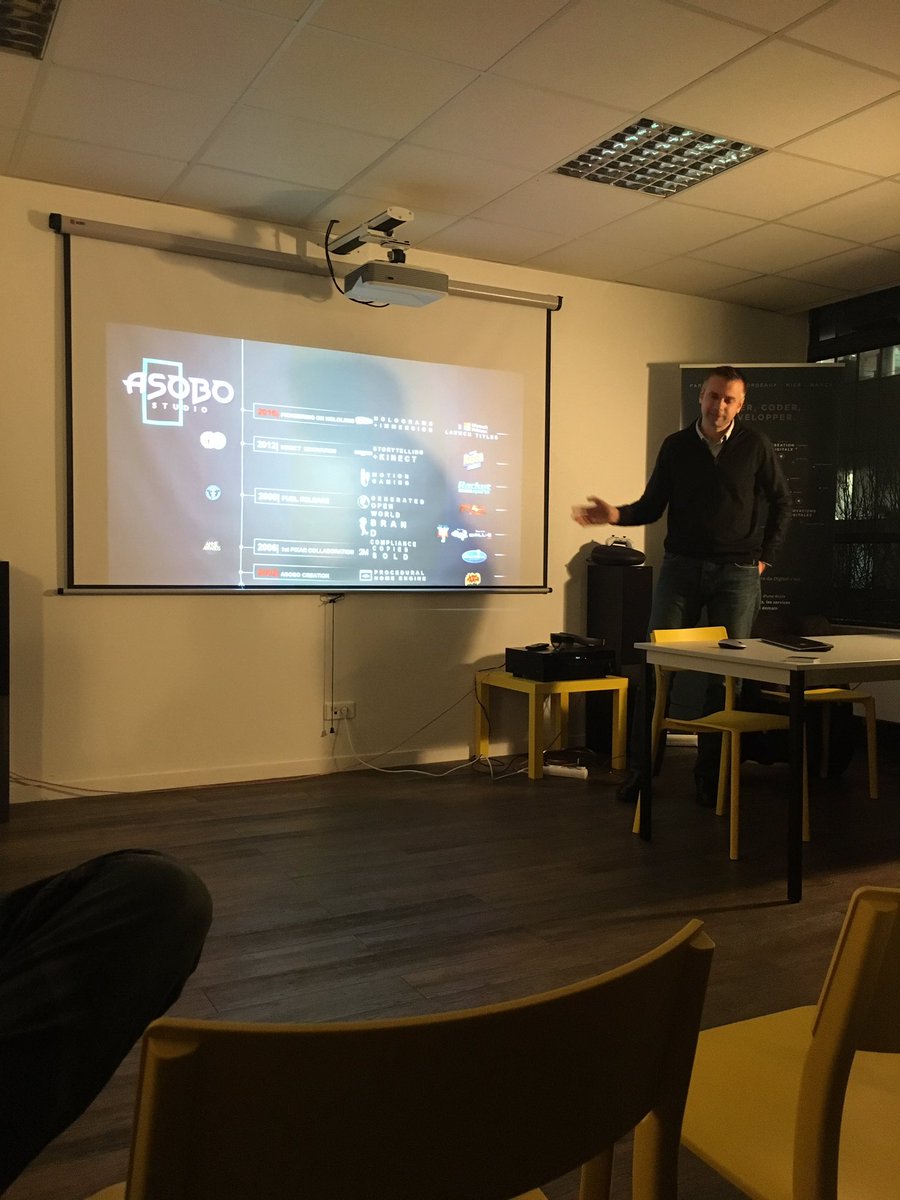 PaulDaulan's tweet photo. Conférence de @swloch pour la présentation de @AsoboStudio et le casque de réalité augmentée #VR #AR @HoloLens https://t.co/za0n6iGtfg