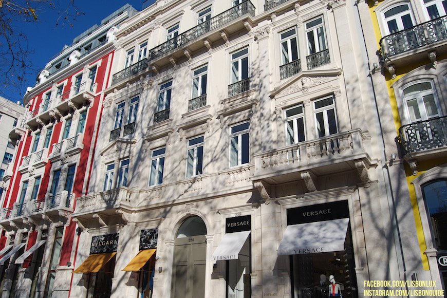 Luxury shops to go shopping on Avenida da Liberdade