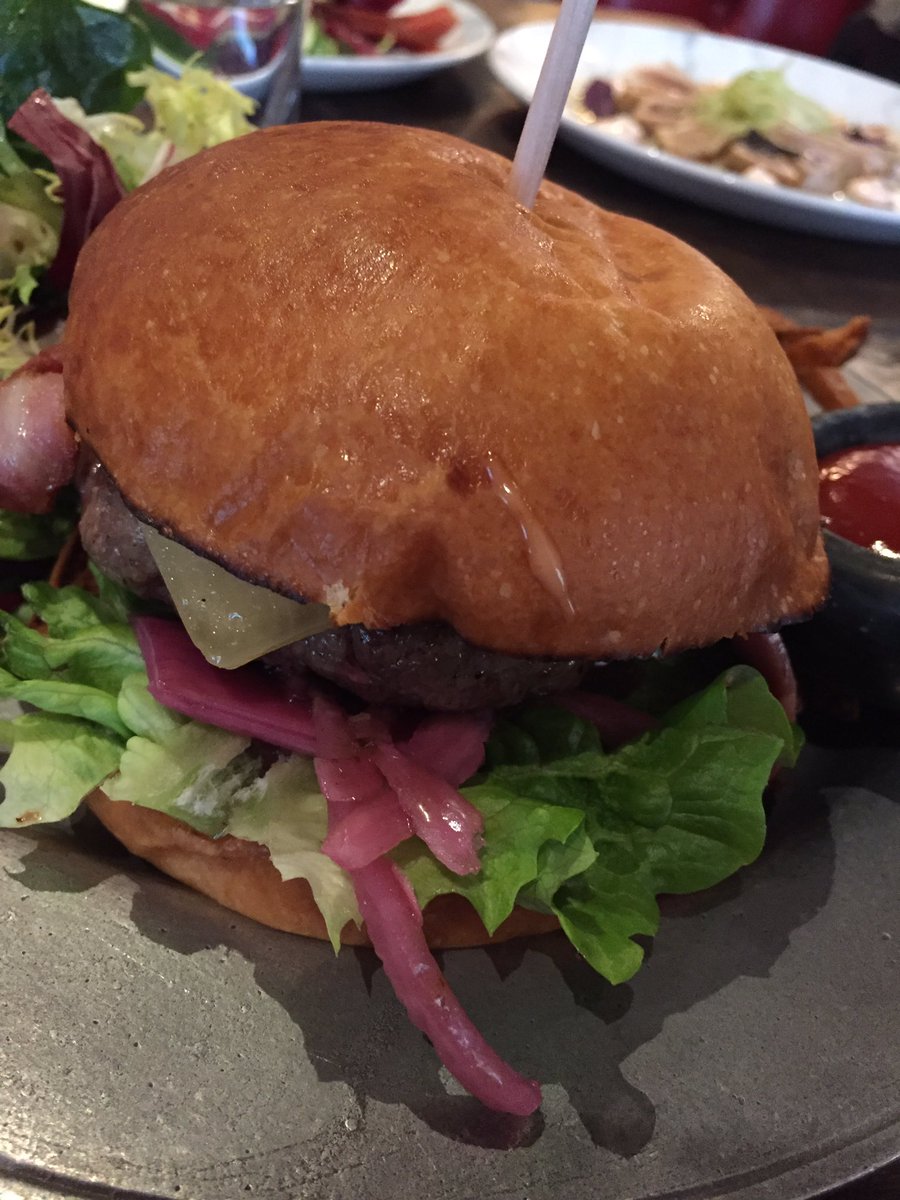 btemins's tweet photo. New Year. Still one of my fave lunch spots #Drake150 https://t.co/zyho4hCYho