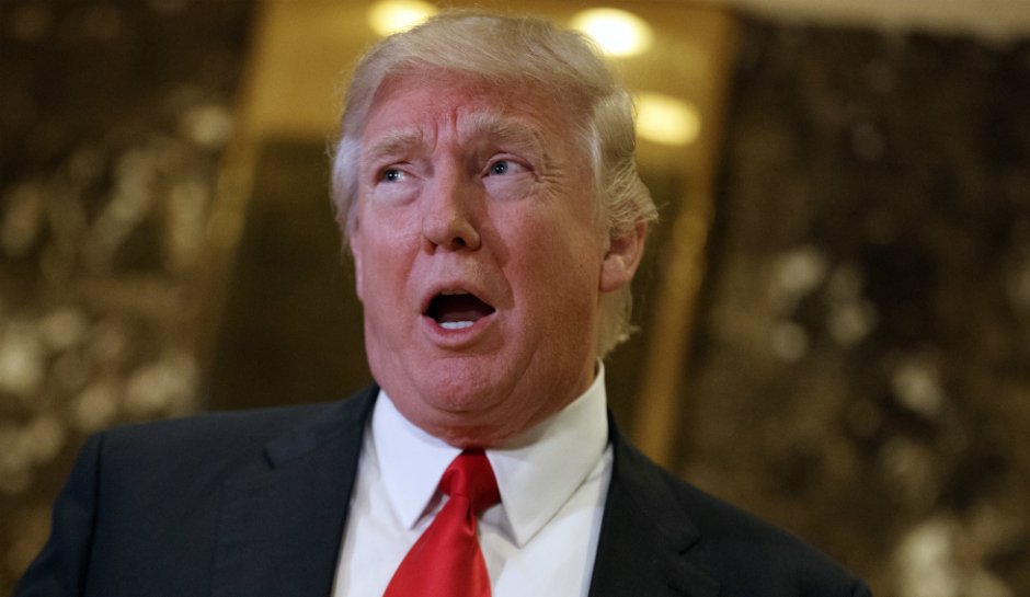 newsrelated333's tweet photo. Trump Will Keep @RealDonaldTrump Twitter, Won’t Tweet @POTUS: #UnFollowPOTUS45 Movement To Unfollow Trump’s Twitt... https://t.co/kxSgxPSVDI