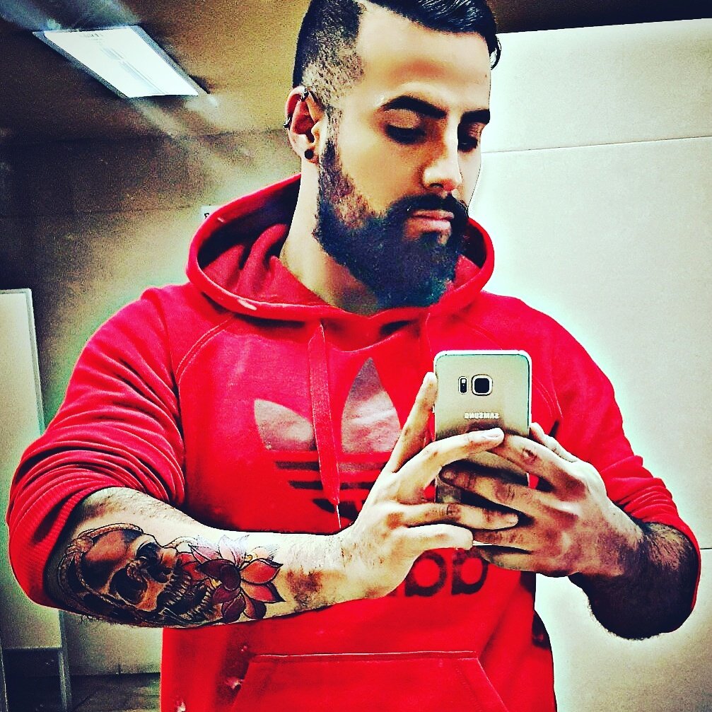 wolvexheaven7's tweet photo. #NuevaFotoDePerfil https://t.co/zIF7CAG3Ke