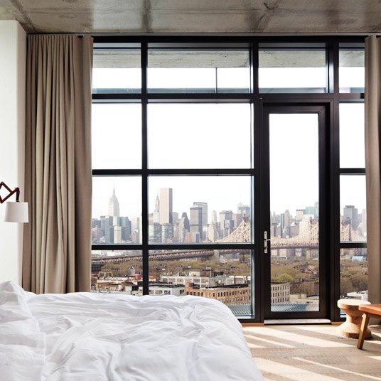 TabletHotels's tweet photo. The @BoroHotel is equal parts organic warmth and industrial cool, with some astonishing views #tablettakeover https://t.co/FUJJ8d1a7o https://t.co/RP1bMRRliT