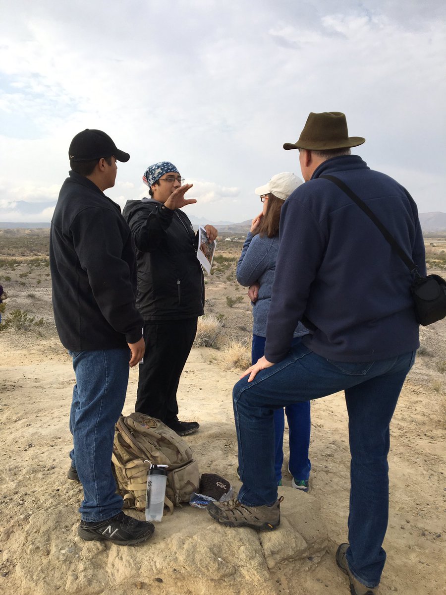 MoveOutsideSA's tweet image. Students from @ECISDtweets helping out at the @BigBendNPS Fossil Exhibit opening yesterday! #FindYourPark