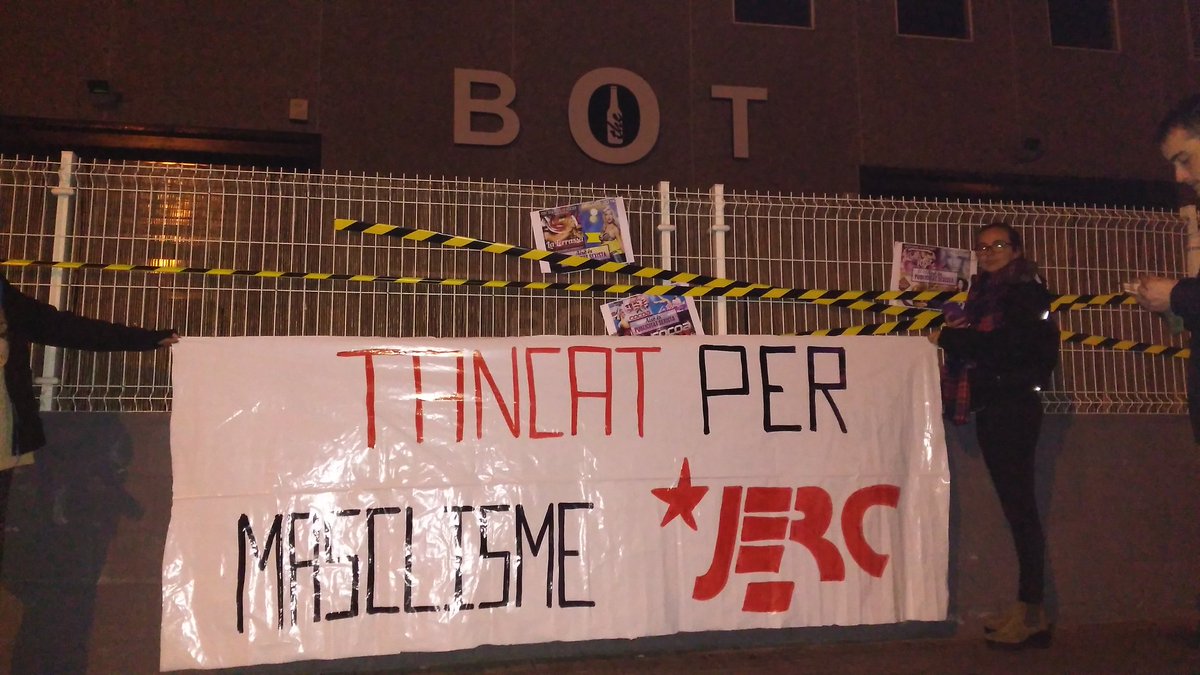 joventmataro's tweet photo. @lesJERC tanquem The Bot per masclisme i LGTBIfòbia! Fem de mataró una ciutat lliure de sexisme! https://t.co/8KRoGh2wzh