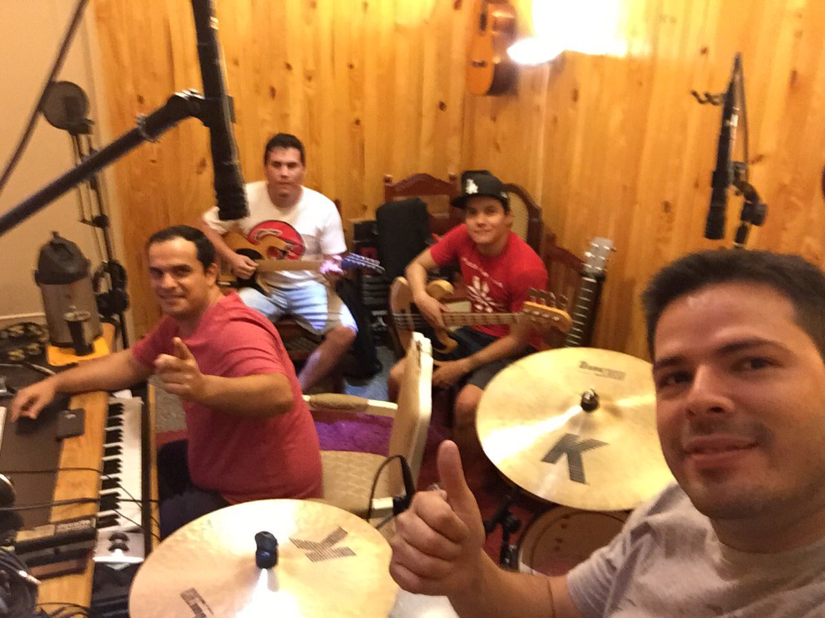 Mr. Hyde tweet media