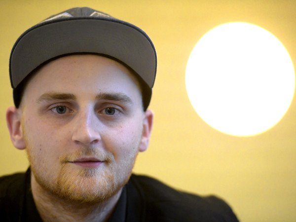 SvD's tweet photo. Historisk bowlingseger gav Jesper Lilla bragdguldet https://t.co/Q9ifBkcYyO https://t.co/P9TfU5rlrj