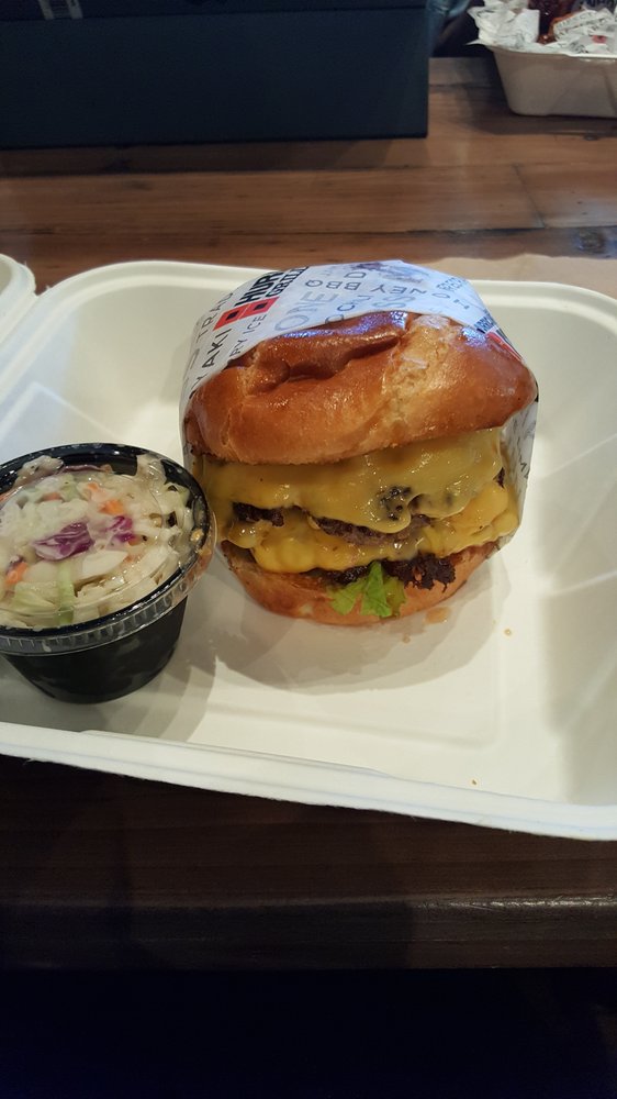 HurricaneBTW's tweet photo. Mondays don't have to be a bummer! Especially when you eat a delicious burger at #HurricaneBTW in #fortlauderdale! https://t.co/q6z6T2IpQV