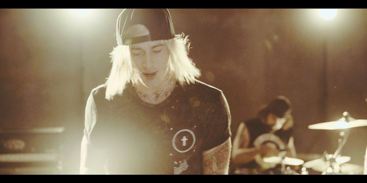 Check out @weabooreacts reaction to 'Falling Away' music video by @breachofsilence at youtube.com/watch?v=53BYql…