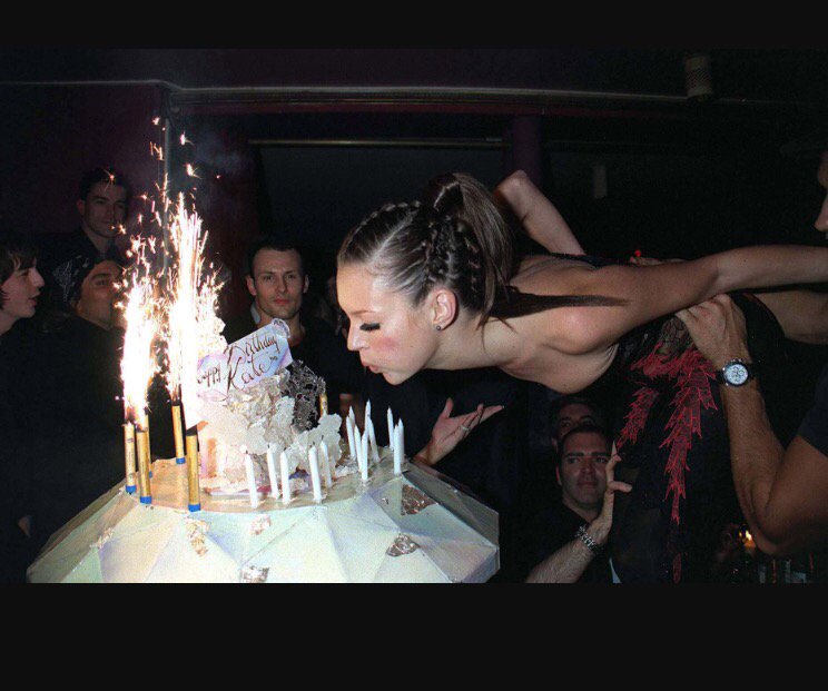 Happy Birthday Kate Moss. You rock! 