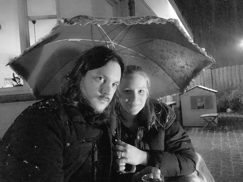 D_Tention's tweet photo. #weekendpicture @VanDOfficial snow, fireplace, family and fun!! ❤️❤️❤️ https://t.co/0T2ldhGjg7