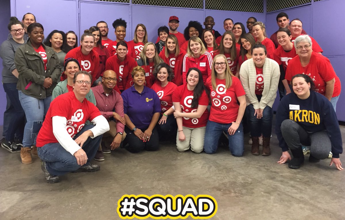 Amazing day giving back to our community! #MLKdayofservice2017 #D414 #G494 #WeMakeTarget #LoveWhereYouWork