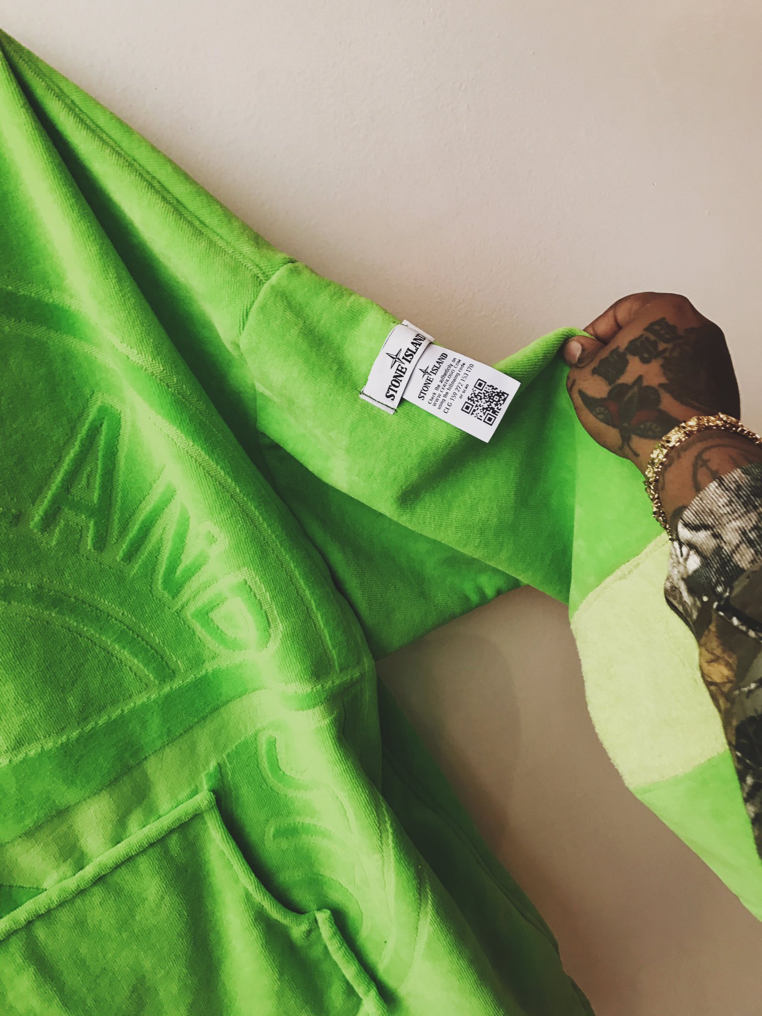 Шерпа stone island. Stone island 2013. Stone island light soft si check grid бомбер. Бирки stone island ss 2010. Certilogo stone island аутентичный.