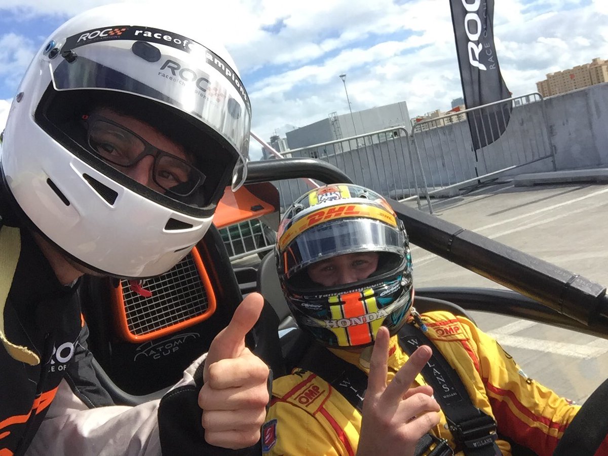 97patrickstar's tweet photo. Kicking off 2017 w/ @RyanHunterReay at the @autonation #ROCFactor! Raising $ to beat cancer & promote @RaceOfChampions #DrivePink https://t.co/Z4BeyonG8l