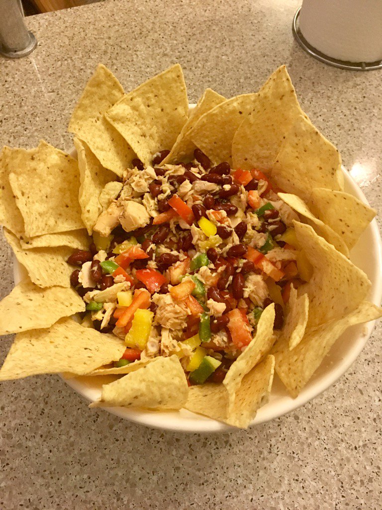 ALYAMRSOLIMAN's tweet photo. Dinner is served 😛 #ChefAly https://t.co/DaxefCva17