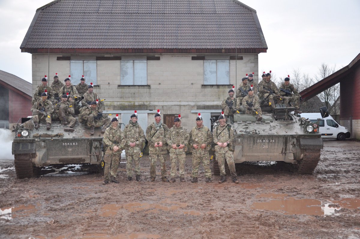 FirstFusiliers's tweet photo. Regular FUSILIER crews and Reservist FUSILIER dismounts from @London_Regt working together on exercise. #OneArmy #OneFamily @5thfusiliers https://t.co/qXuHmKtDbJ
