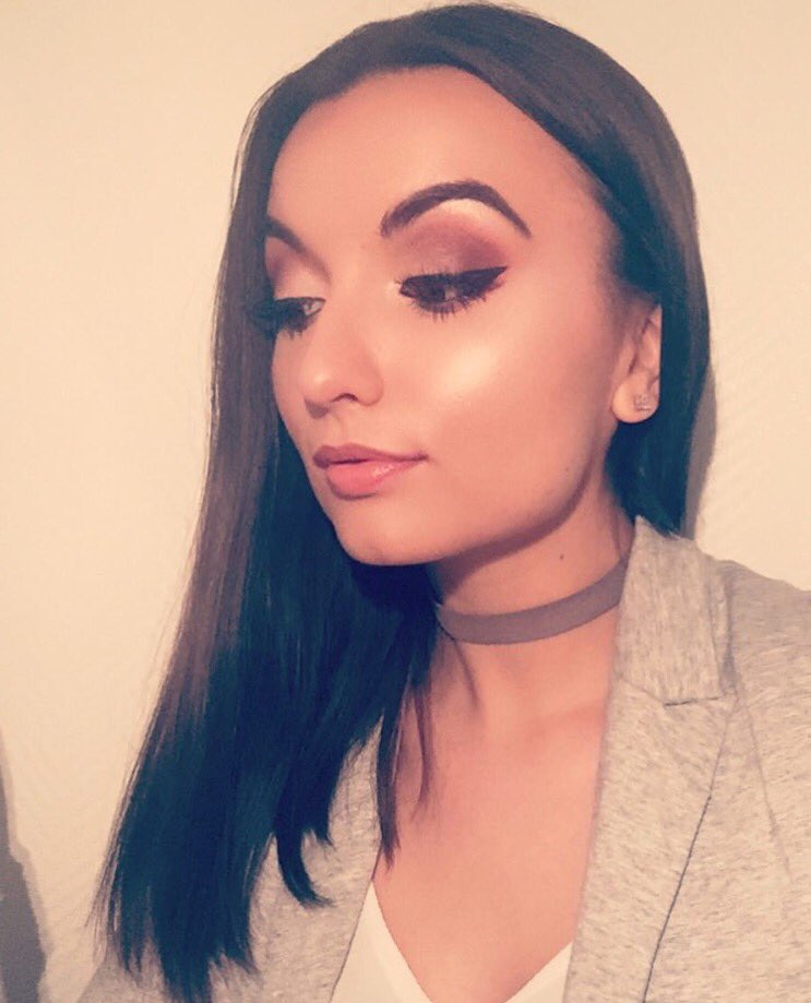 Evaasseur's tweet photo. N U D E 
#makeup #makeuptime #toofaced #peachpalette #YSL #MAC #MUFE #MakeUpForEver #lashes #nude @TooFaced @MAKEUPFOREVERUS @MACcosmetics https://t.co/tjFZMYghRl