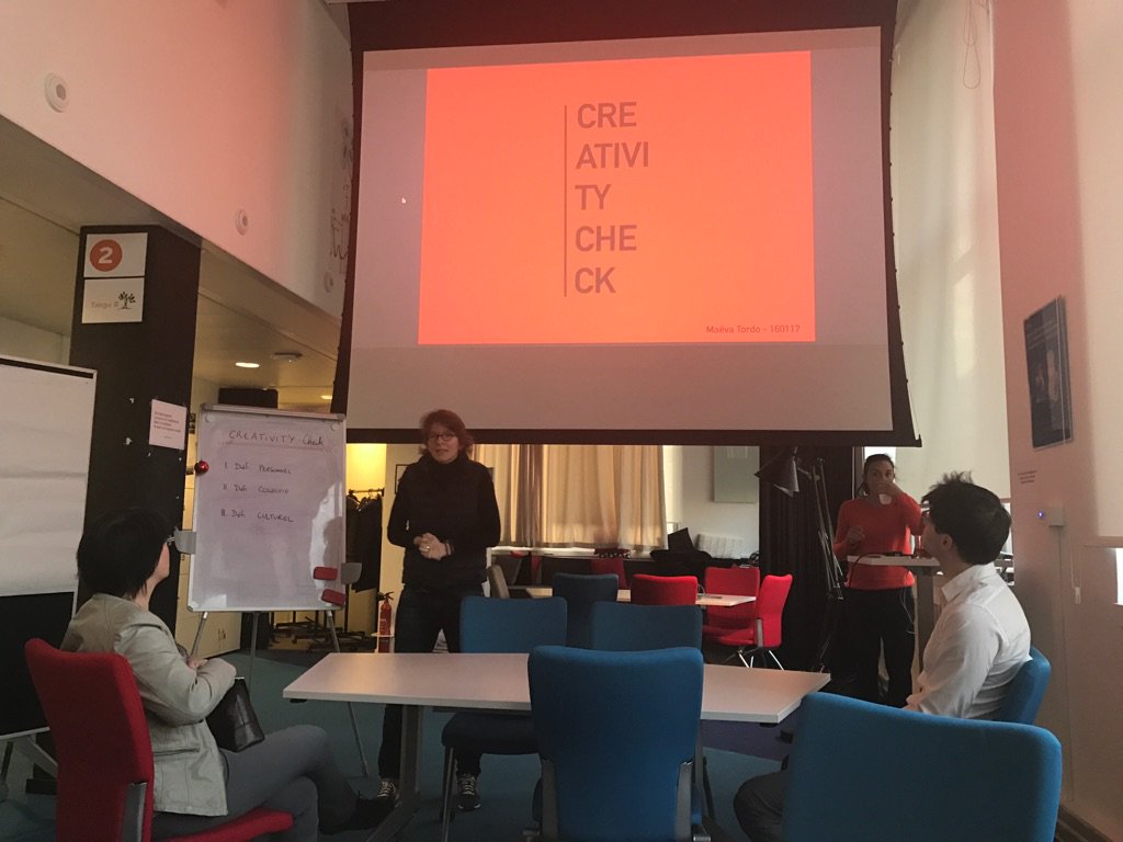 stephanykong's tweet photo. Atelier #CreativityCheck chez @ChocoWatt @EDFofficiel avec @maevatordot https://t.co/khfH8l5qSc