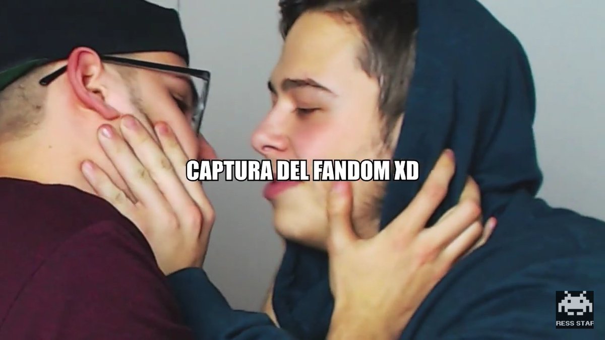 anto__beckman's tweet photo. #Fravid is real
Fandom xd 😂😂. Te amo @mellamanfredy https://t.co/avYYcUJU1r