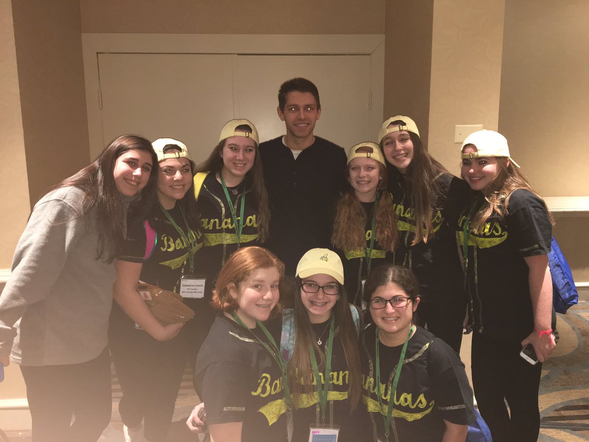 BK_rosh's tweet photo. Had a blast at RC this weekend!! 💛🍌💛 https://t.co/r0VgHXSkQ0