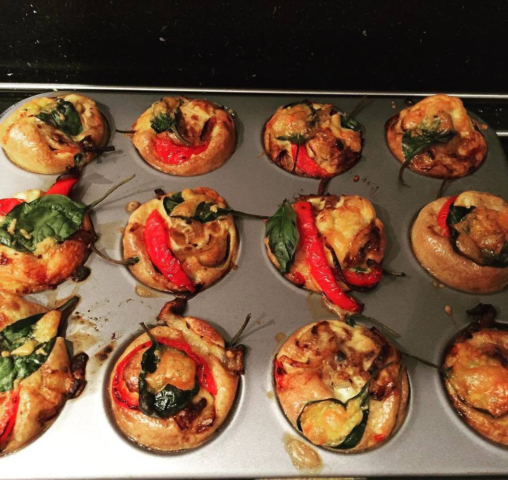 dsgkart's tweet photo. That's breakfast sorted for the rest of the week. Little omelettes with pepper, chilli, on… https://t.co/guQKFh5ko6 https://t.co/58Ar1TZ1Q0