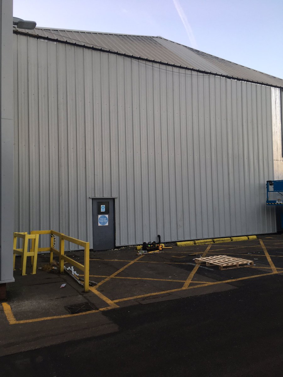 kjsindustrial's tweet photo. #roofing #cladding #industrialroofing https://t.co/gLMgq80B5U