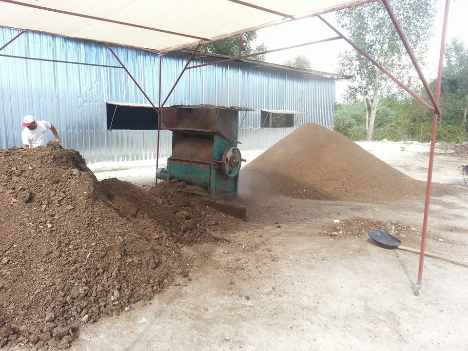 uplandyayla's tweet image. Reading a fertilizer label‐ what’s in a bag?  #Soil #ph #NutrientAvailability #Fertility #Acidic #Alkaline #EffectofFertilizers